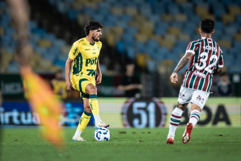 mirassol-perde-para-o-fluminense-no-maracana,-mas-segue-firme-no-g-4