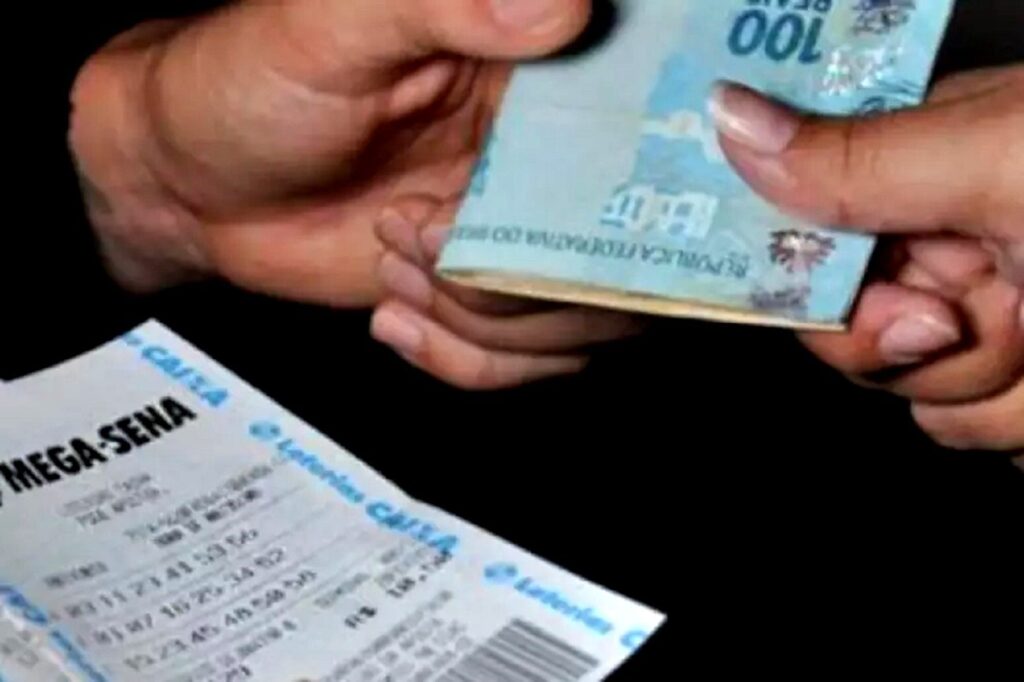 idoso-perde-mais-de-r$-130-mil-em-golpe-do-bilhete-em-rio-preto