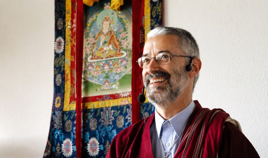 Mestre budista Lama Padma Samten vem a Rio Preto para palestra e retiro mestre-budista-lama-padma-samten-vem-a-rio-preto-para-palestra-e-retiro